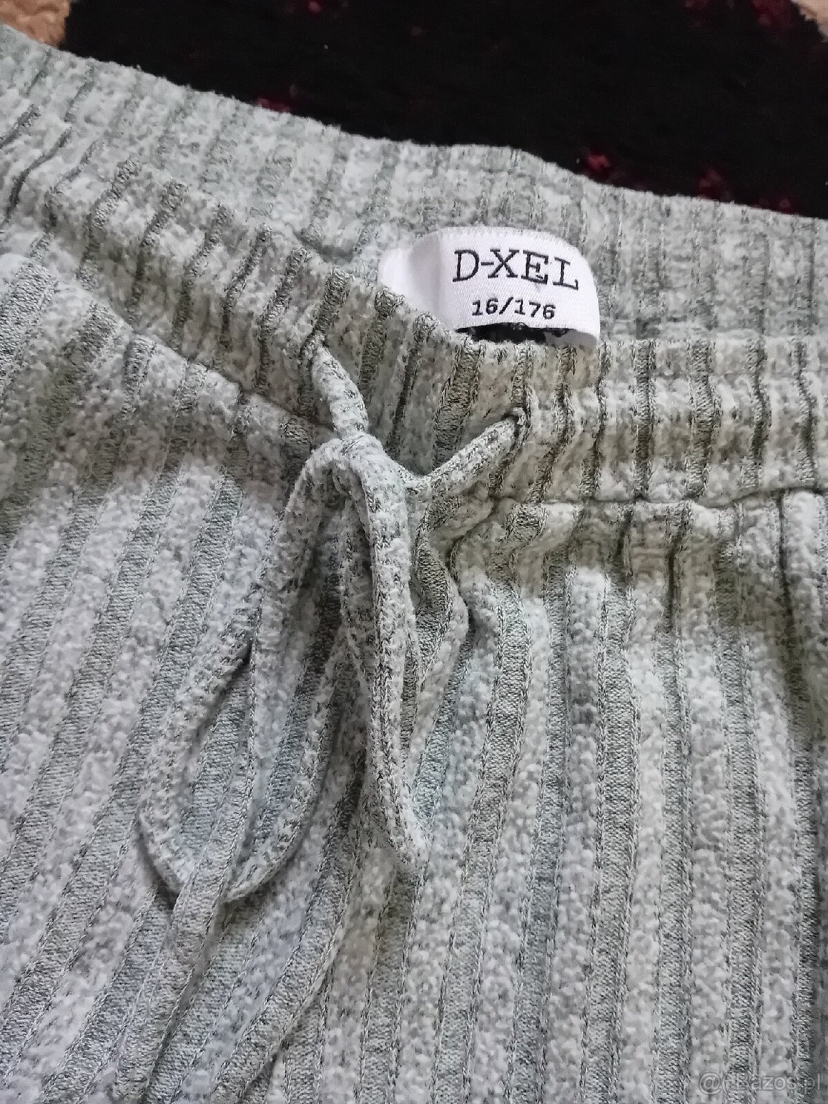 Spodnie prazkowane - 4