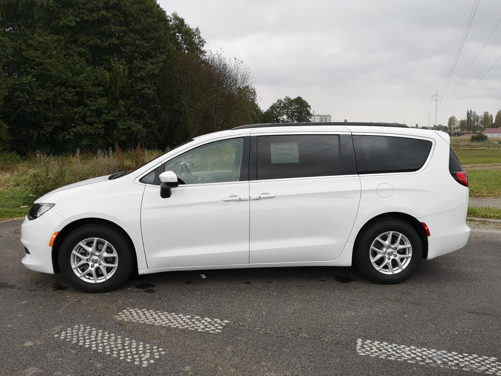 CHRYSLER PACIFICA (VOYAGER) 2021 - 4