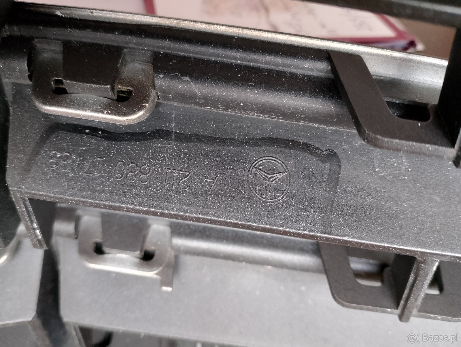 Gryl Mercedes E klasa 211 lift/ i 212. - 4