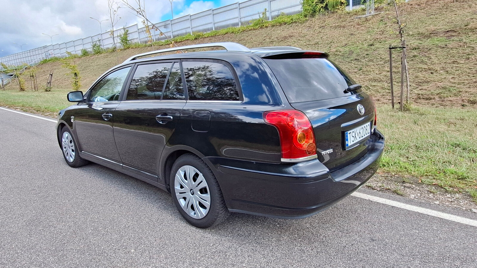 Toyota Avensis II 2.2 D4D 177KM 2005r kombi Xenon Skóry zare - 4