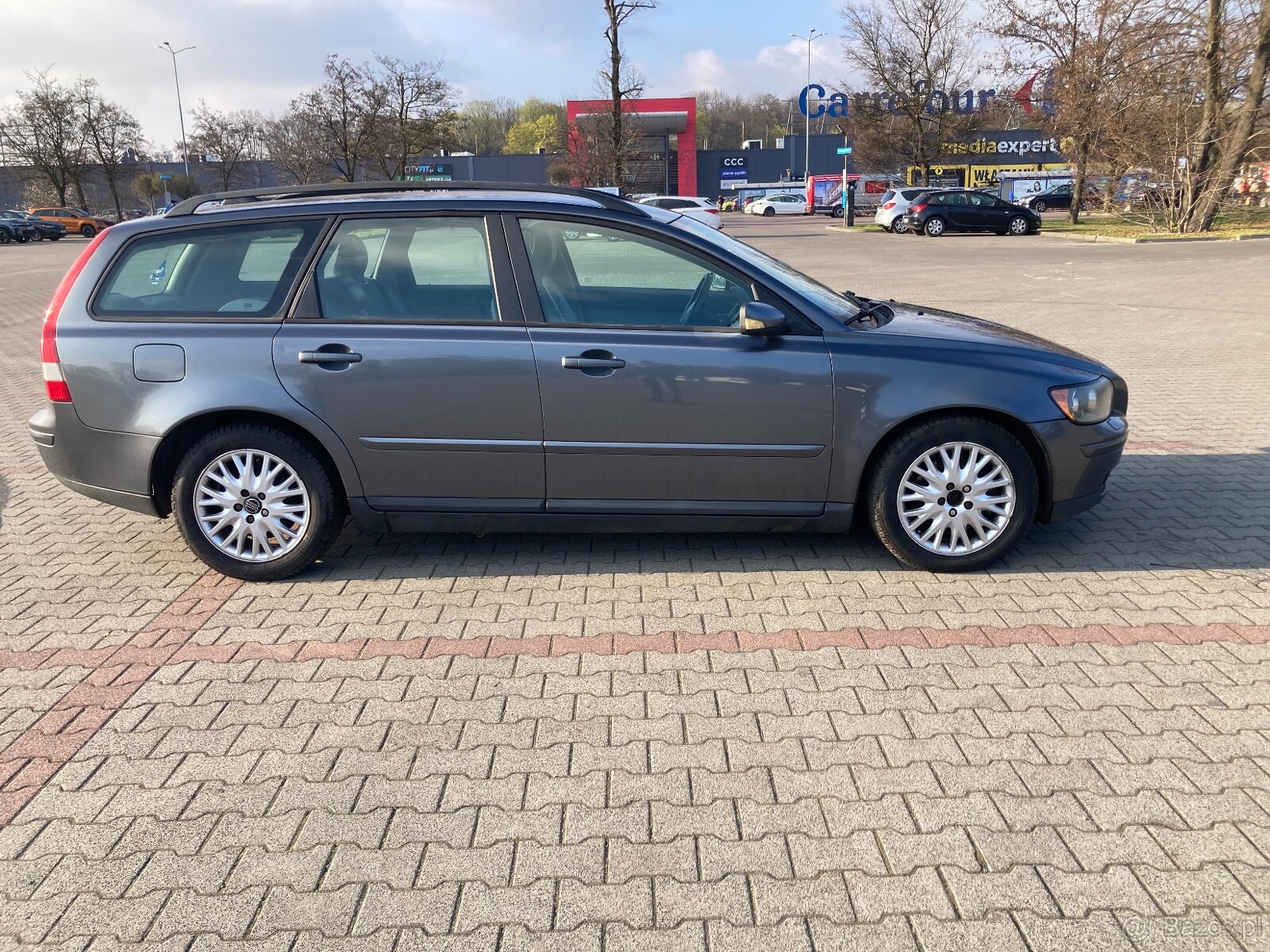 V 50 Bardzo Dobrze Wyposażony - 4