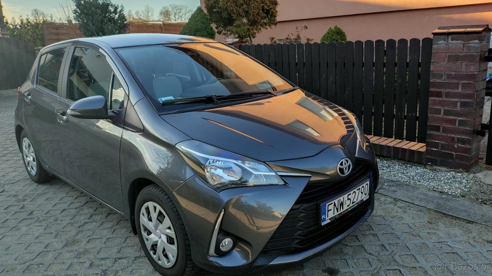 Toyota Yaris III Premium 1.5 2019 r benzyna gaz - 4