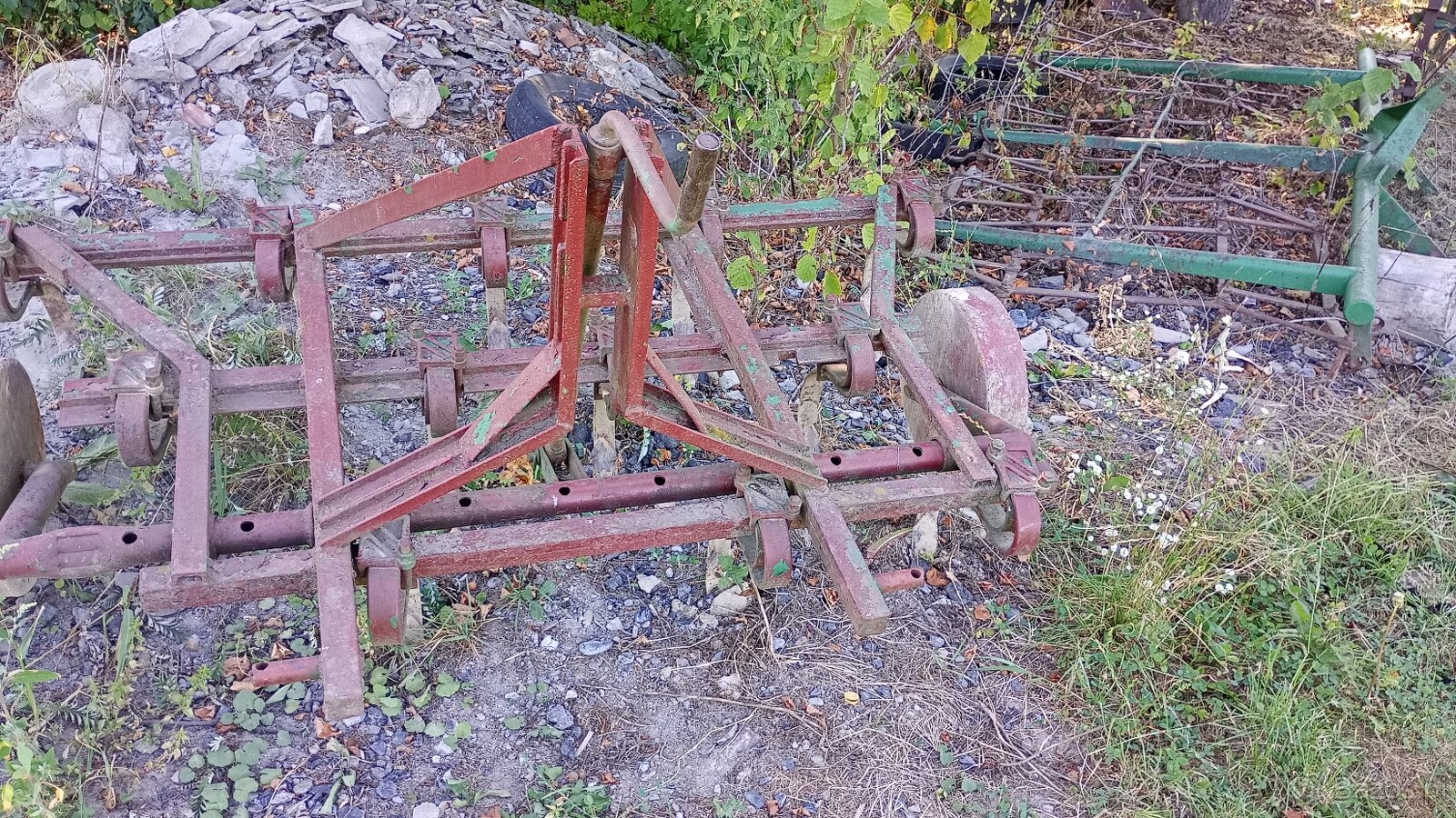 sprzedamsprzedaż różnego rodzaju sprzętu rolniczego - 4