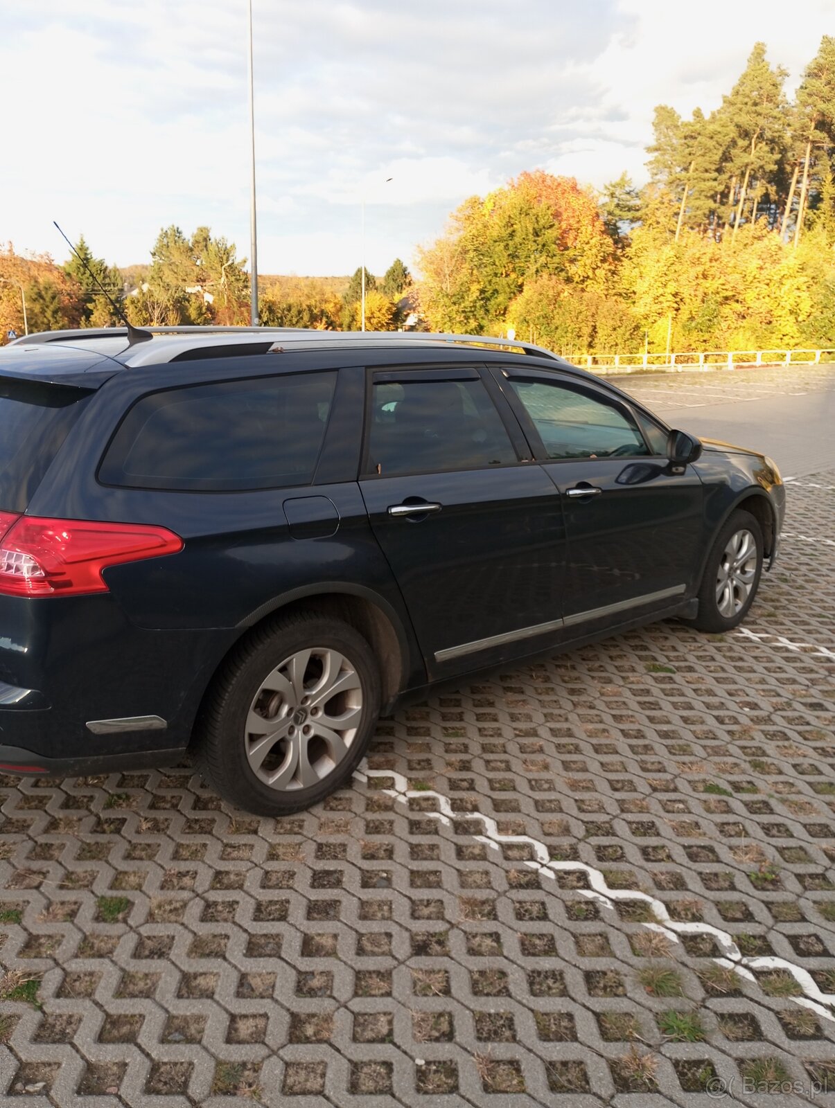 Sprzedam C5 x7 kombi 2.0 HDi 136km 334000 przebiegu - 4