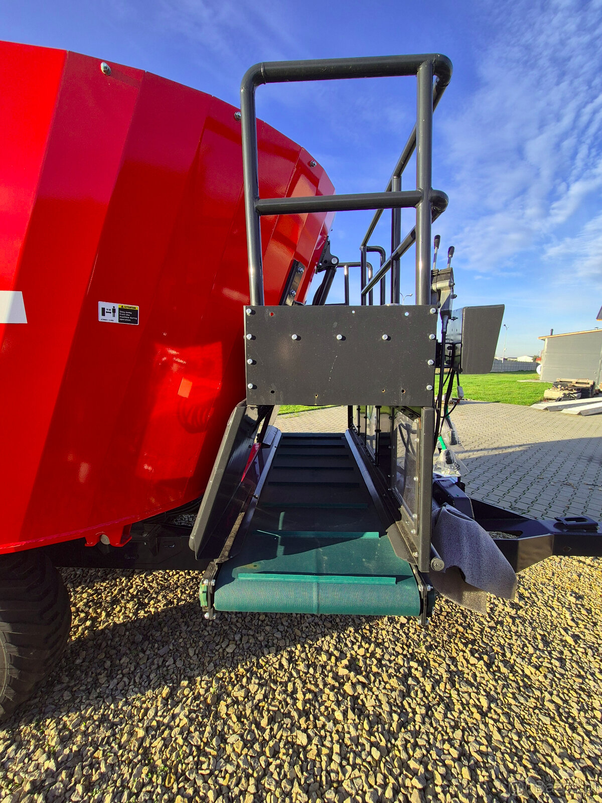 Wóz paszowy AGL 8m3 z tasmą z przodu paszowóz z łyzką do zał - 4