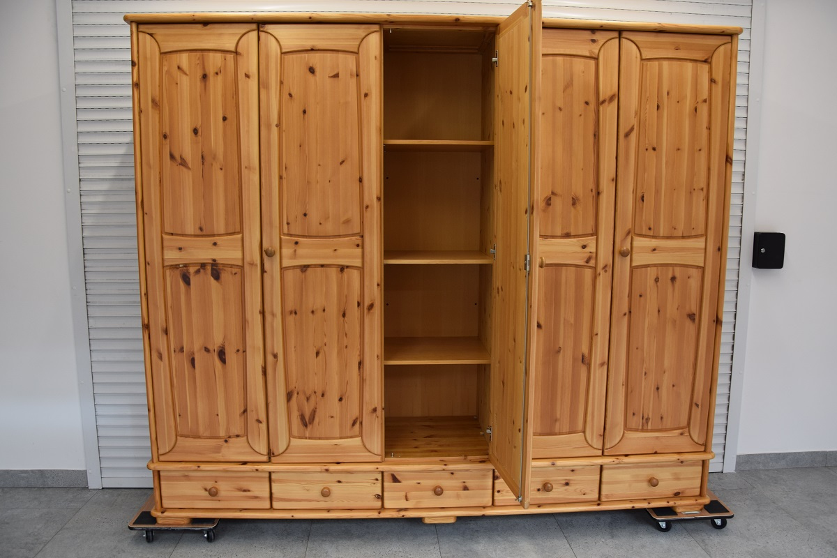 szafa z drewna sosnowego - jak nowa - 4