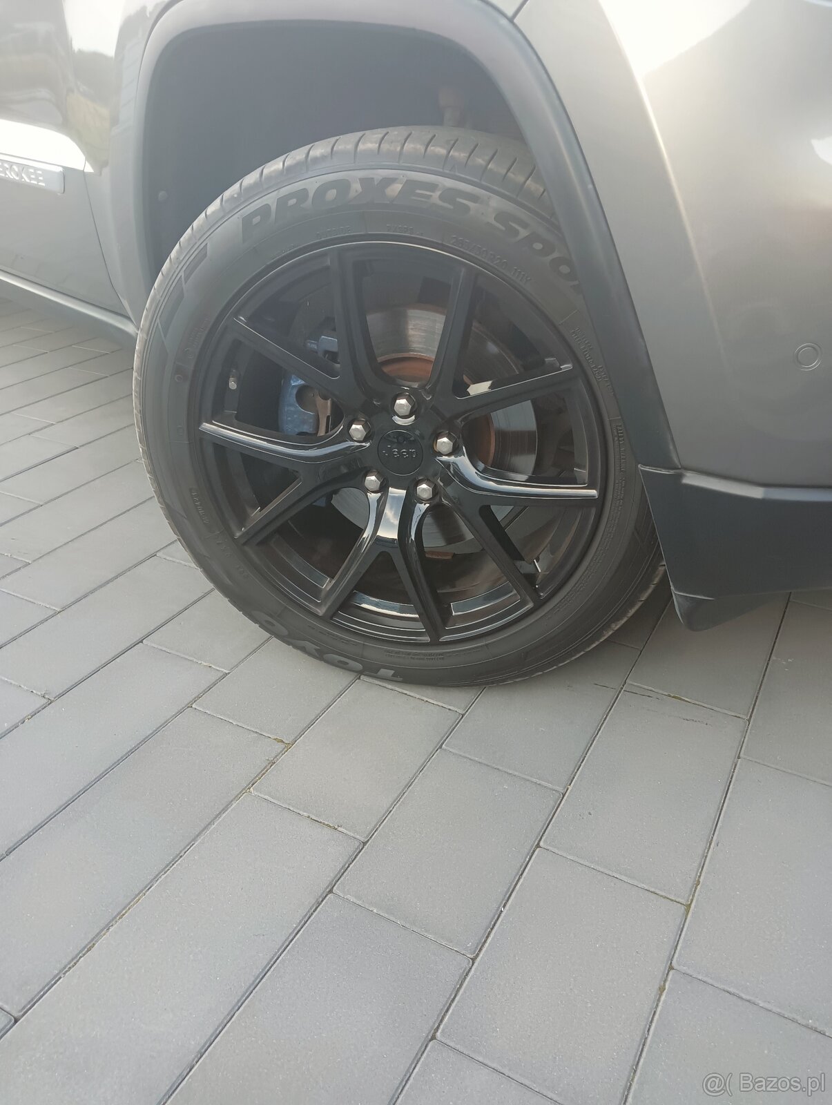 Sprzedam Jeep Grand Cherokee - 4