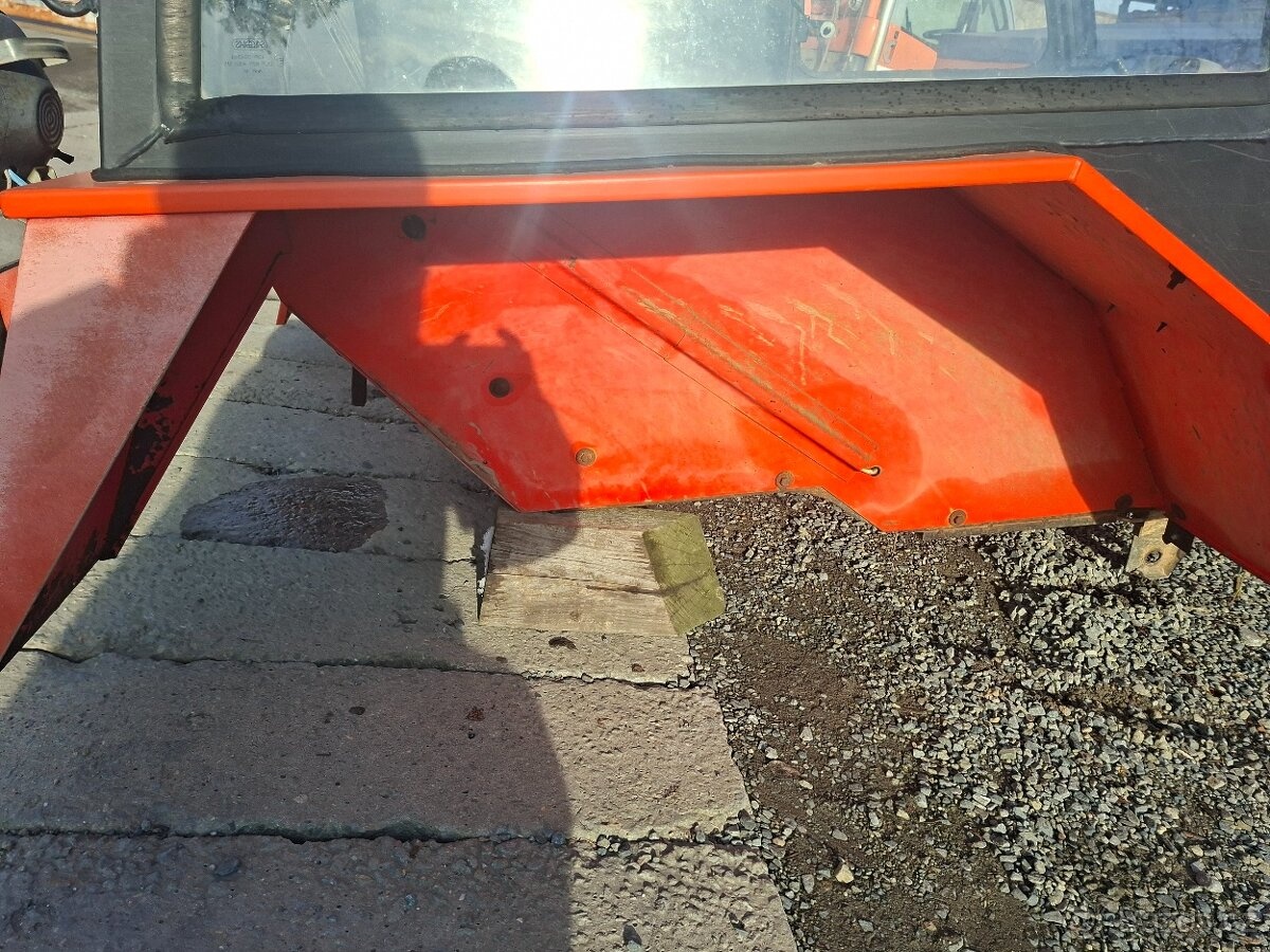 Kabina Zetor seria 3 - 4