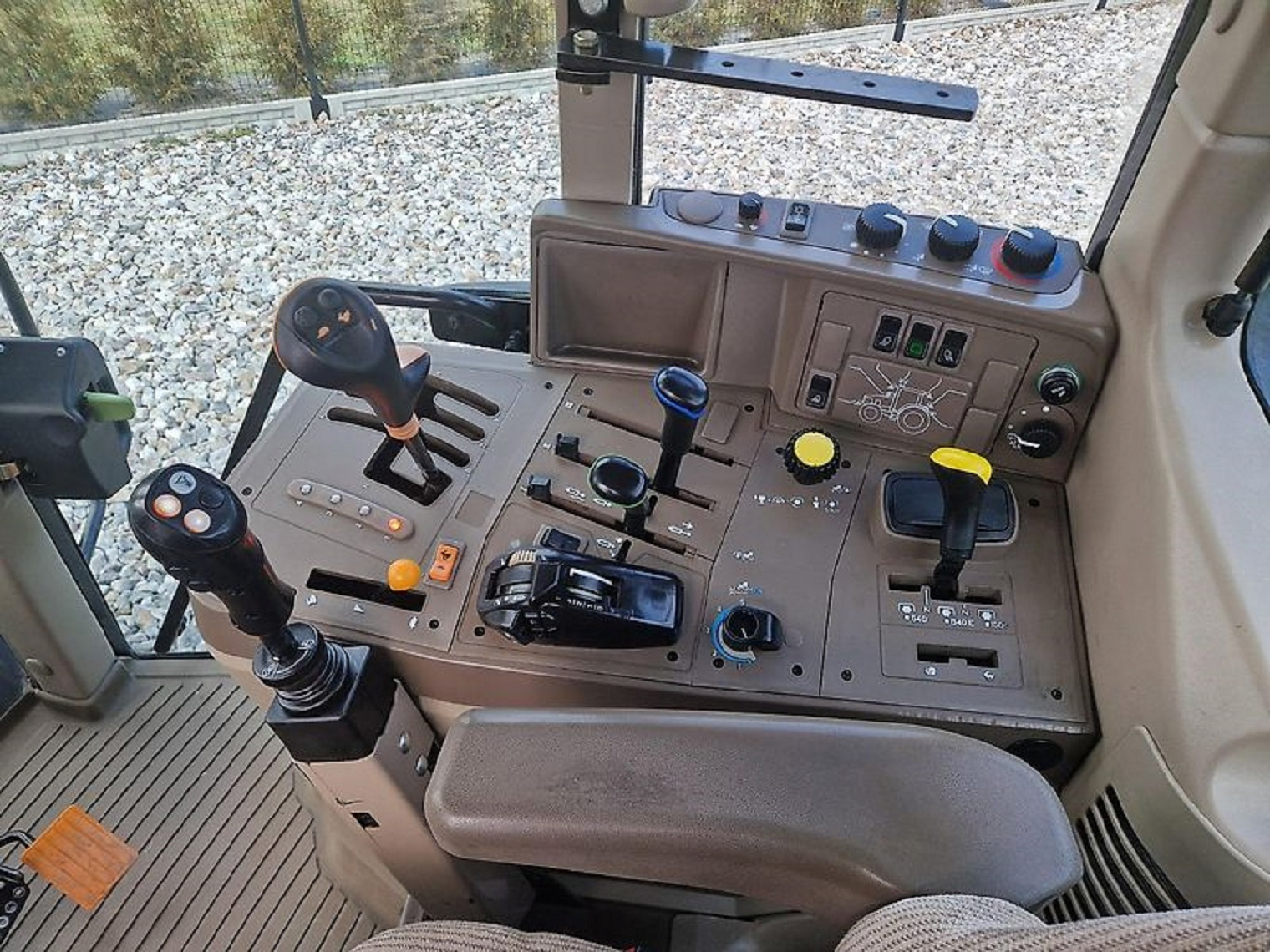 Ciągnik John Deere 6230 , 4WD, 94KM - 4