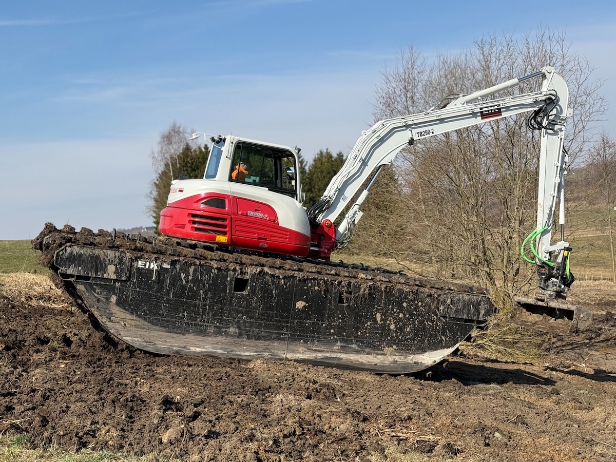 Podwozie pontonowe EIK AM 80 do koparki 7 - 8 ton AMFIBIA KO - 4