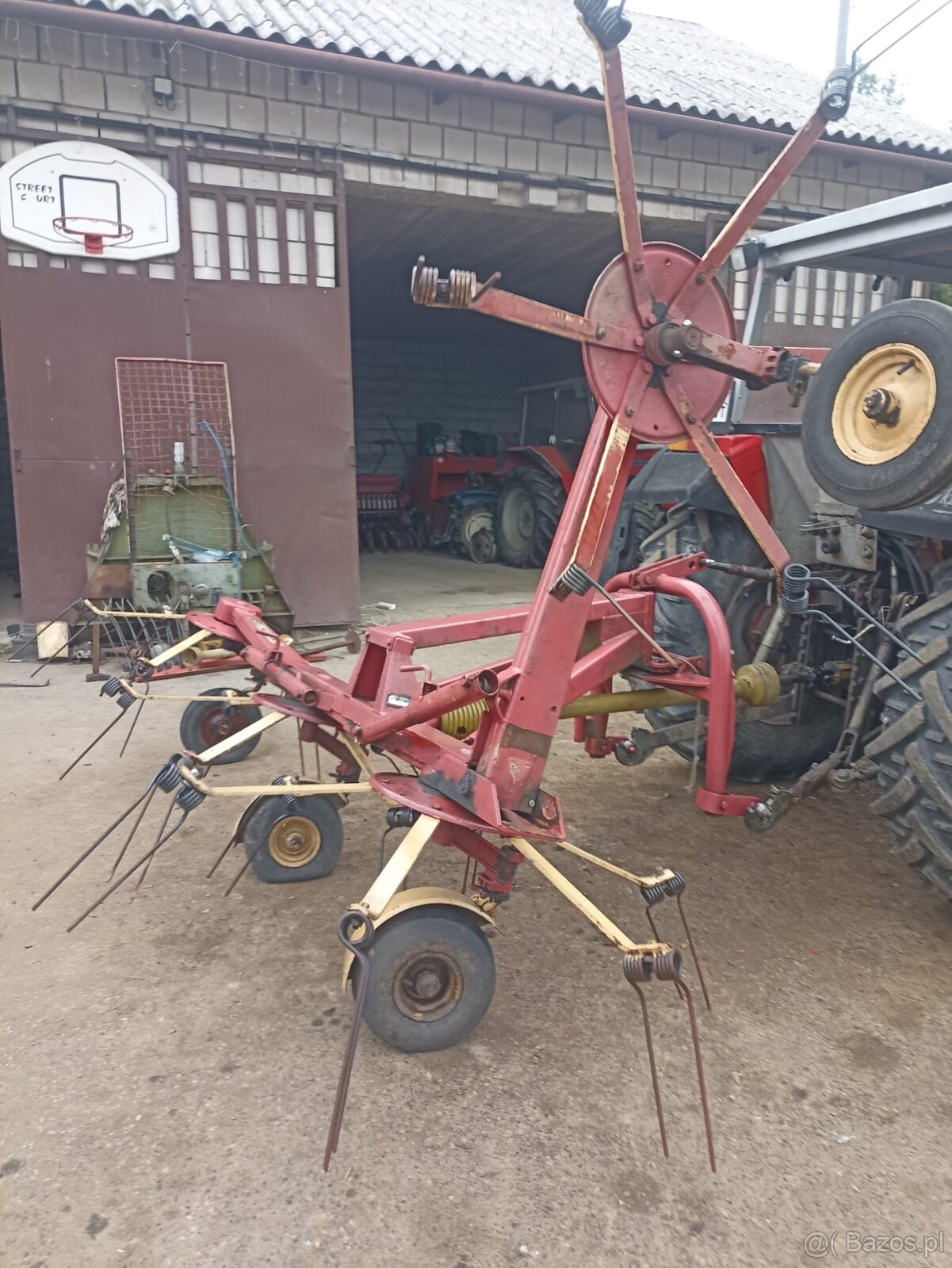 Przewracarka przetrząsacz karuzelowy PZ FANEX 500 - 4