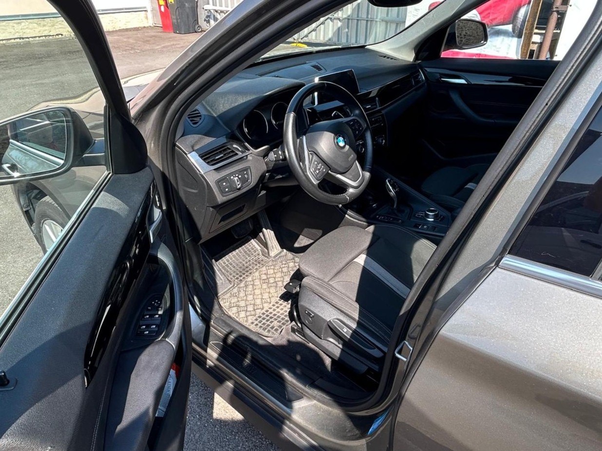 BMW X1 2.0D, XDrive 18d automat 4x4 - 4