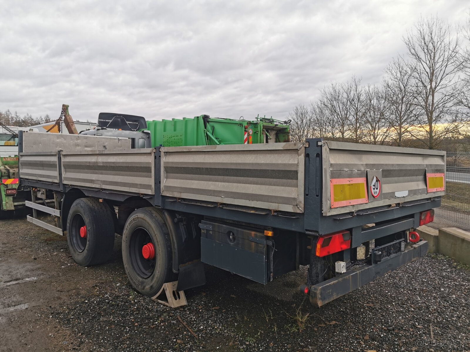 Sprzedaję przyczepę platformową SVAN CHTP18 - 4