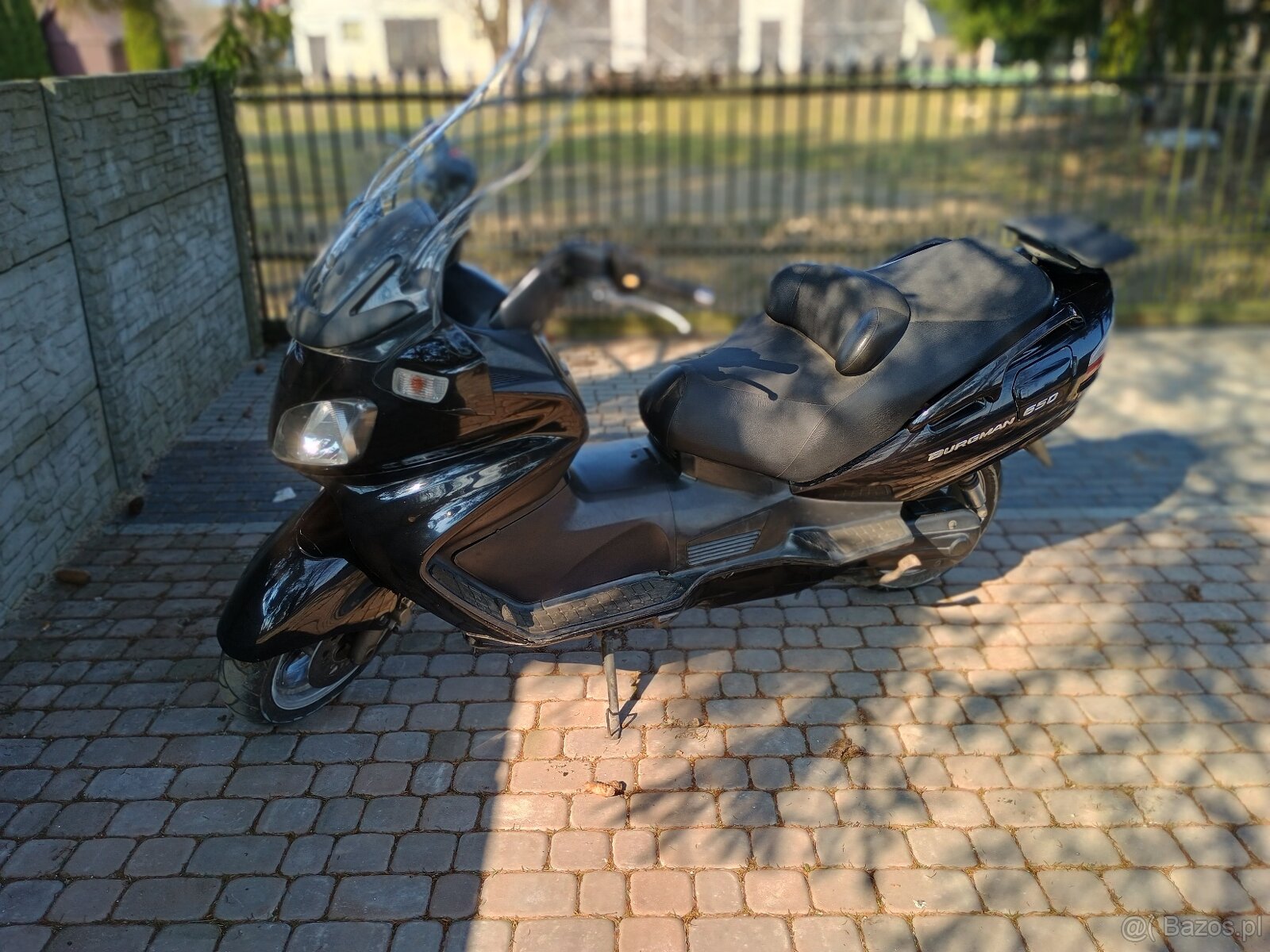 Suzuki Burgman 650 - 4