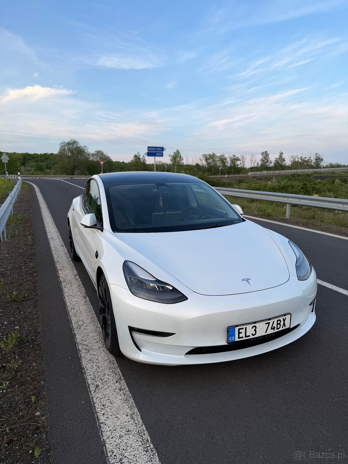 TESLA MODEL 3 PERFORMANCE - 4