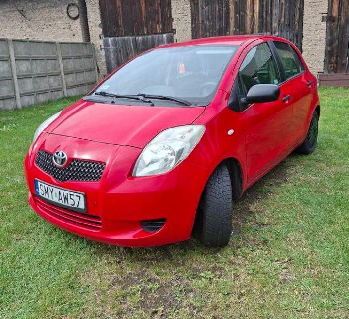 Toyota Yaris II 1,3 VVT-i benzyna 87KM - 4