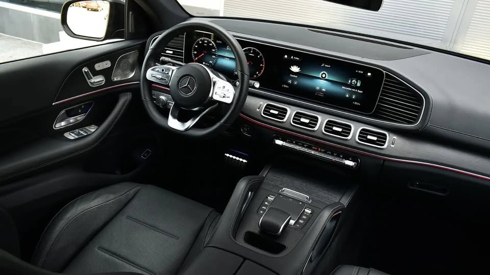 2022 Mercedes-Benz GLE 400d 4Matic Coupe - 4