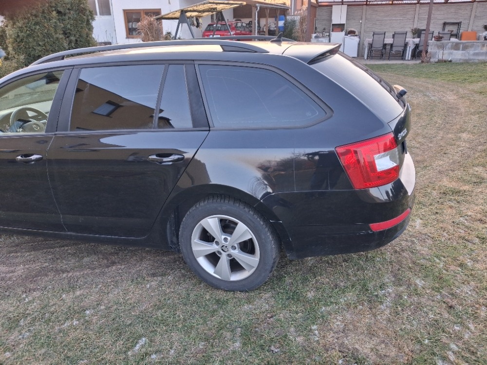 Škoda Octavia 3 2,0 tdi - 4