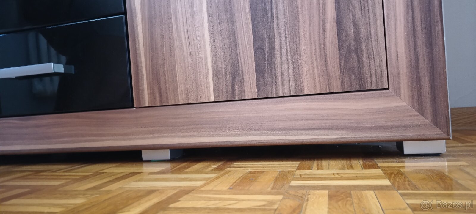 Komoda w bardzo dobrym stanie. - 4