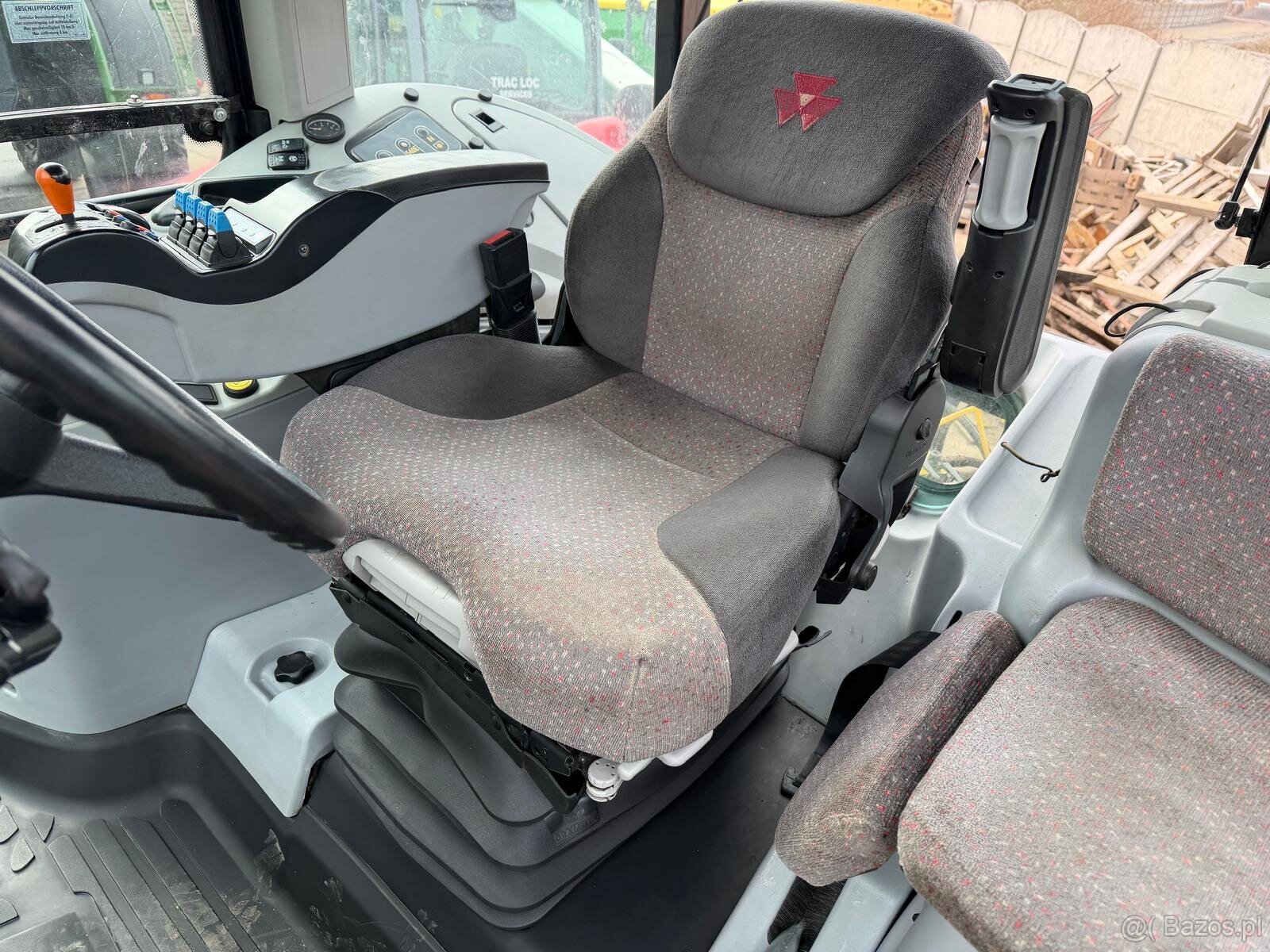 Ciągnik rolniczy Massey Ferguson 8480 Dyna VT rok 2010 spr - 4