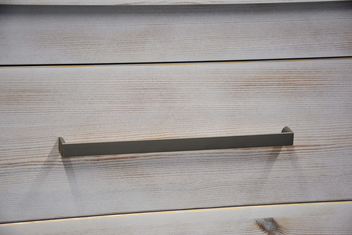 komoda sosnowa z szufladami - jak nowa - 4