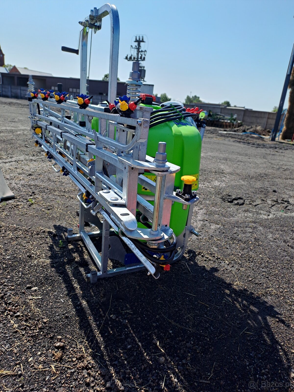 Opryskiwacz zawieszany - 4