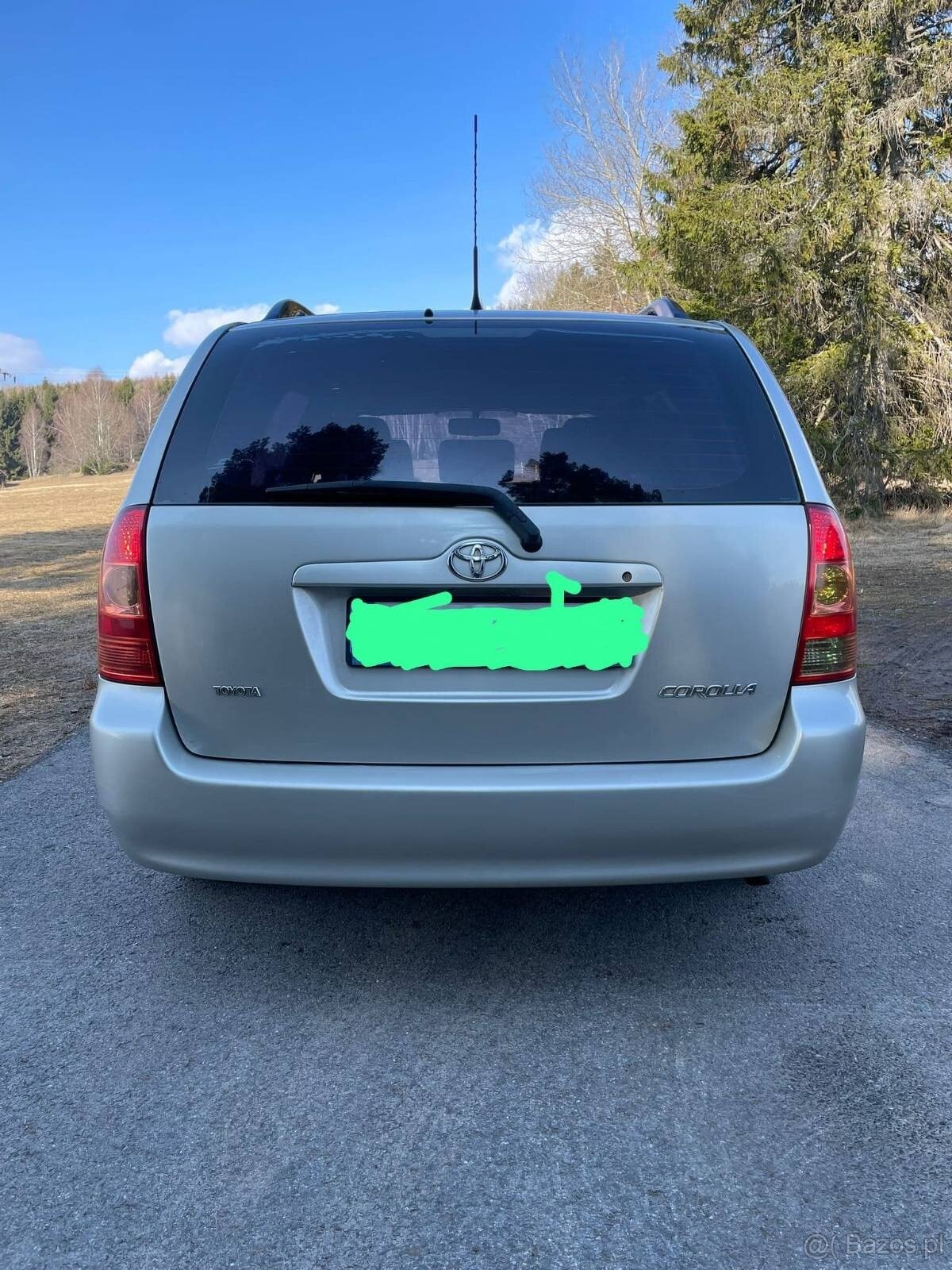 Corolla 1,4 benzyna 2005r - 4