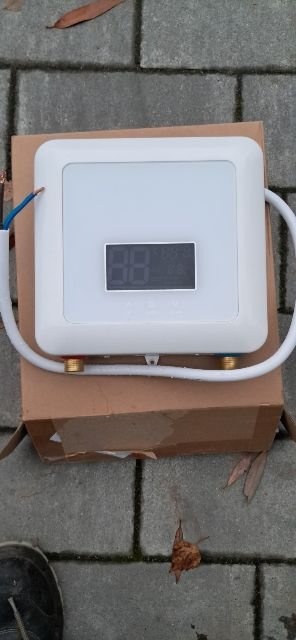 Przepływowy podgrzewacz wody 3 szt - 4