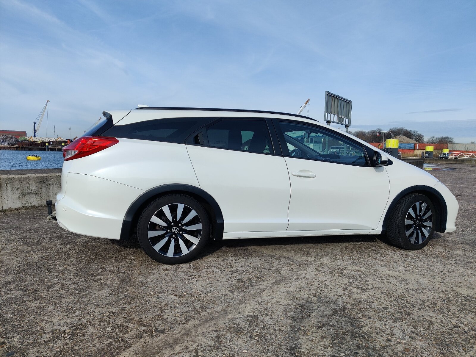 Honda Civic Tourer 1.6 i-DTEC 120 KM | 2015 r. | 187 975 km - 4