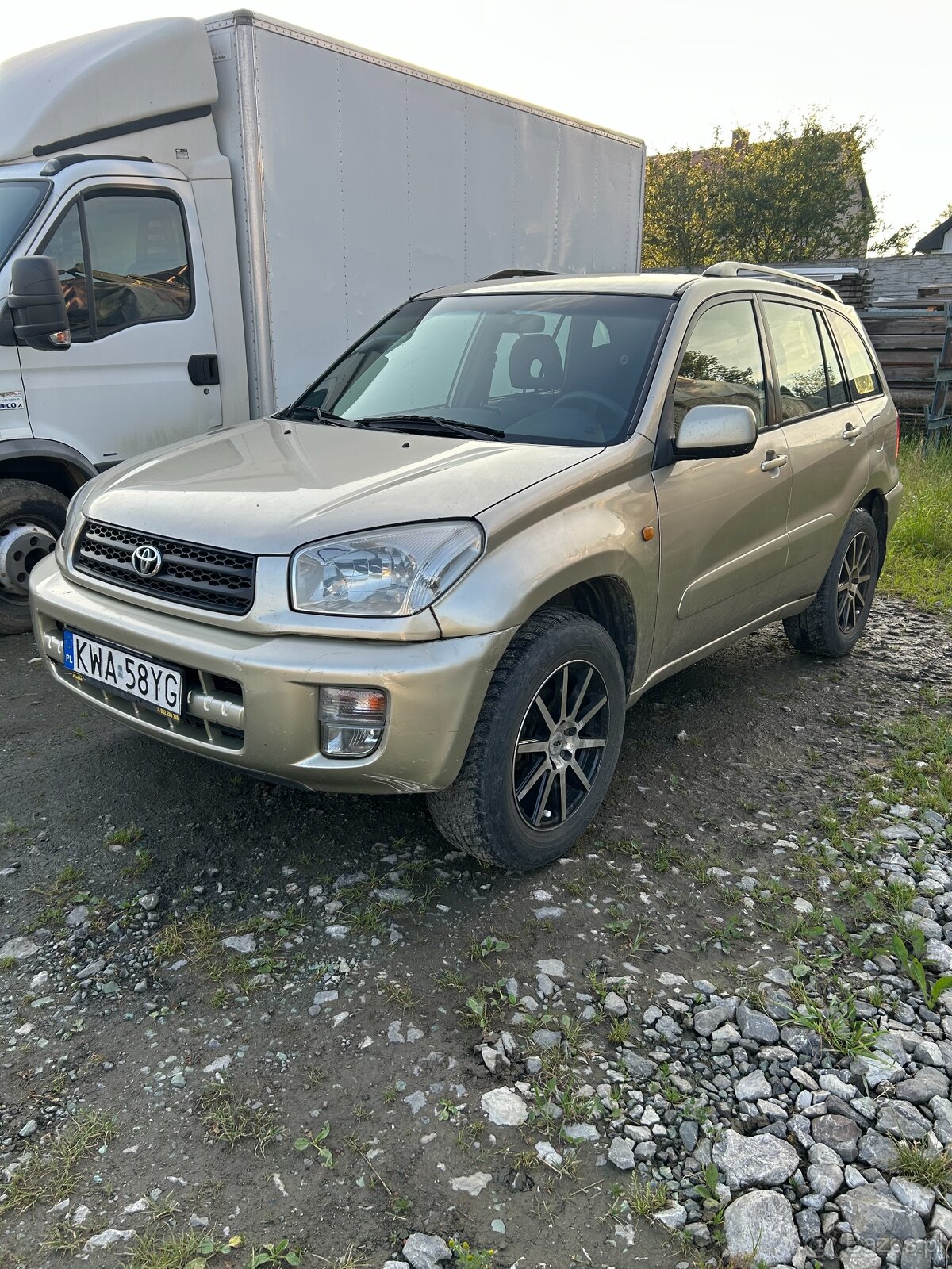 Toyota RAV4 2.0 VVT-i 4x4 110 KM – napęd 4x4 benzyna, manual - 4