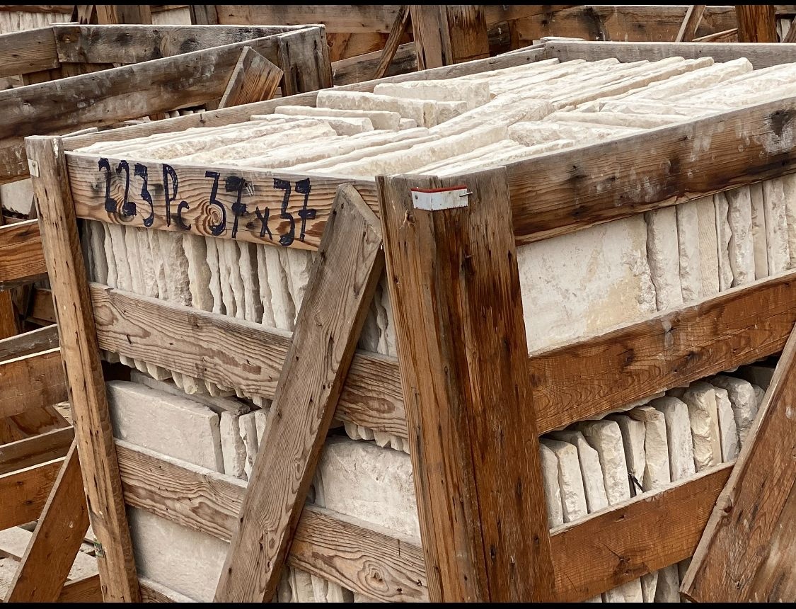 Antique limestone floor tiles - 290sqm - 4
