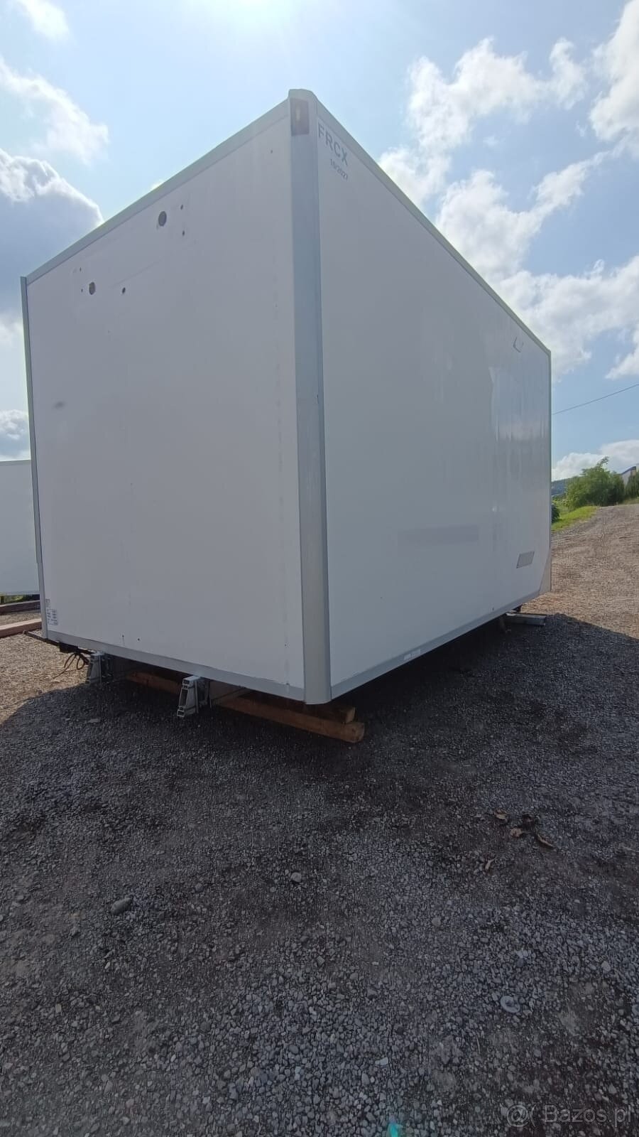 Kontener chłodniczy / Zabudowa chłodnicza / 6 Euro palet / K - 4