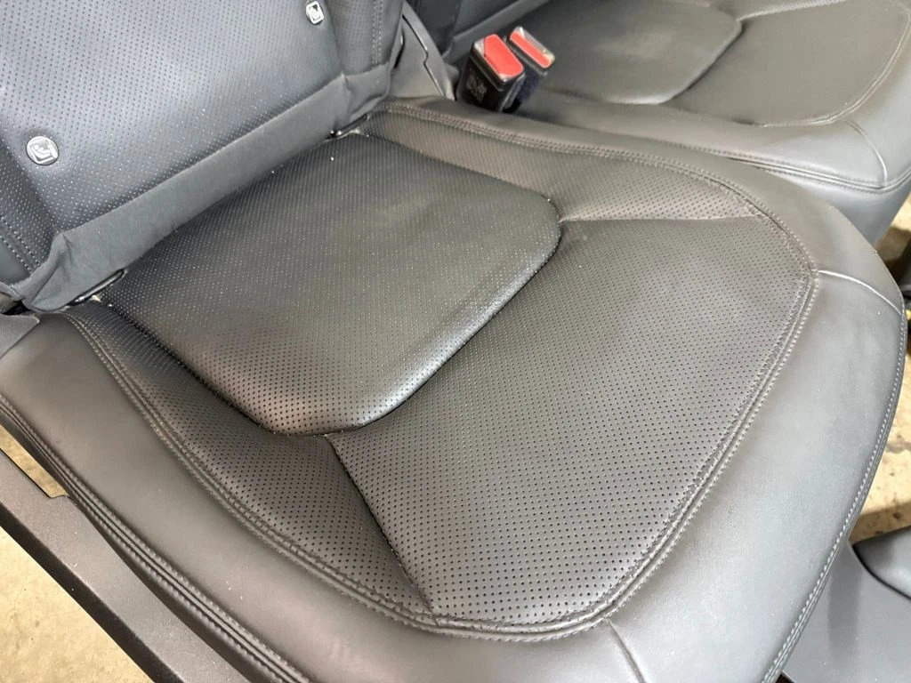 Zestaw wentylowanych foteli komfortowych Land Rover Defender - 4