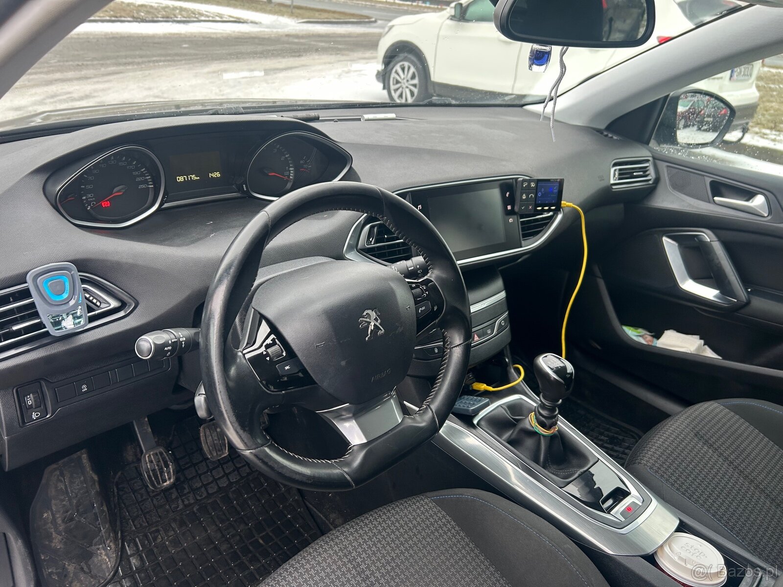 Peugeot 308 2020r 1.2. - style-130 koni 6 manuall - 4