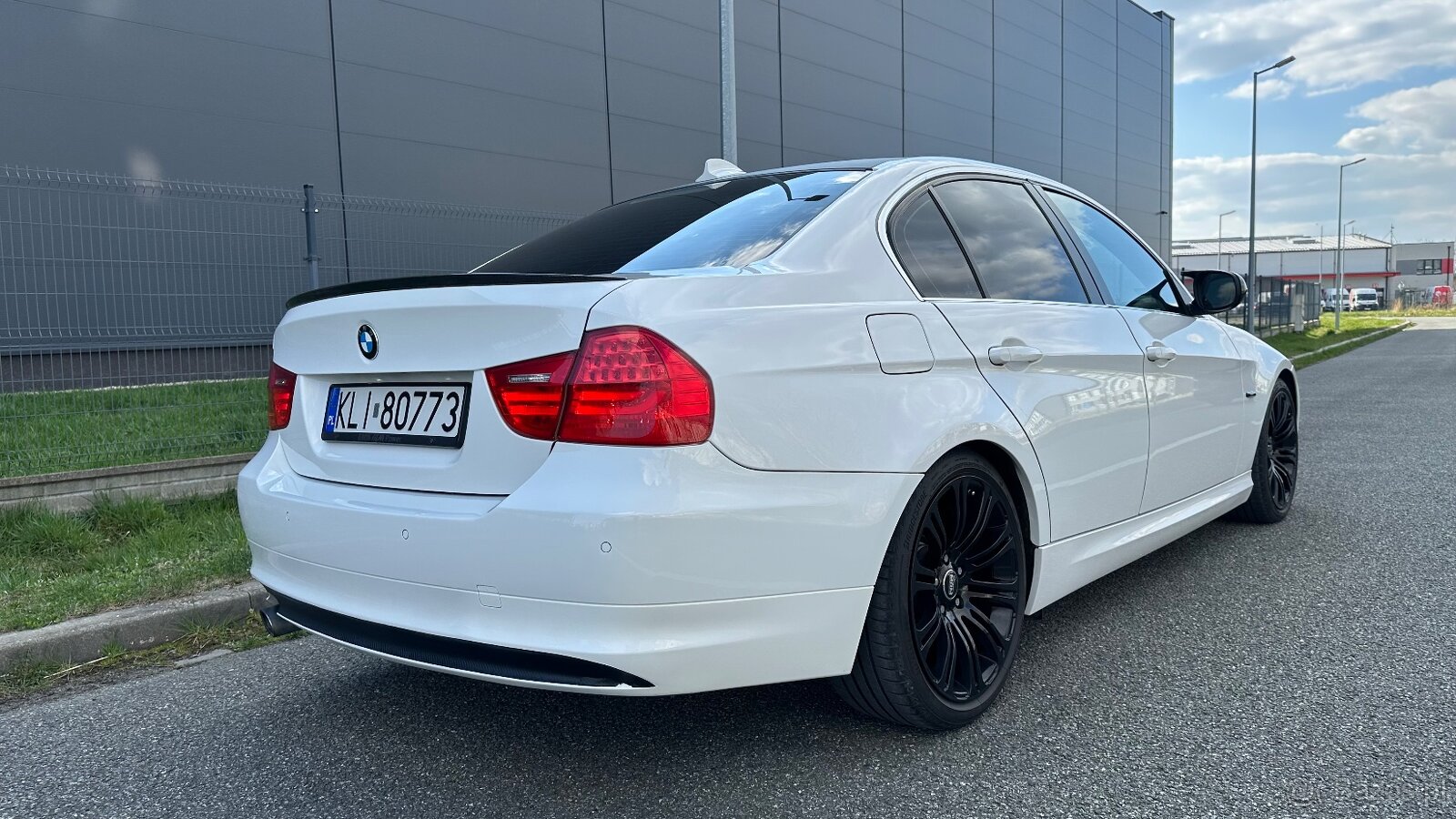 BMW E90 320D 2010r - 4