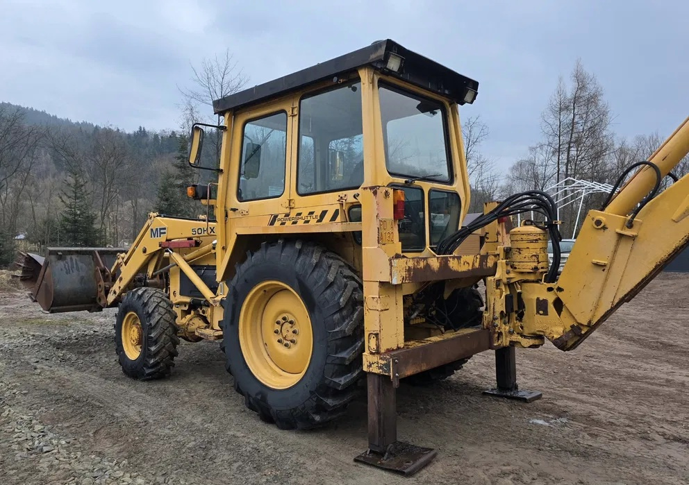Koparko-ładowarka Massey Ferguson 50 HX 4x4 - 4