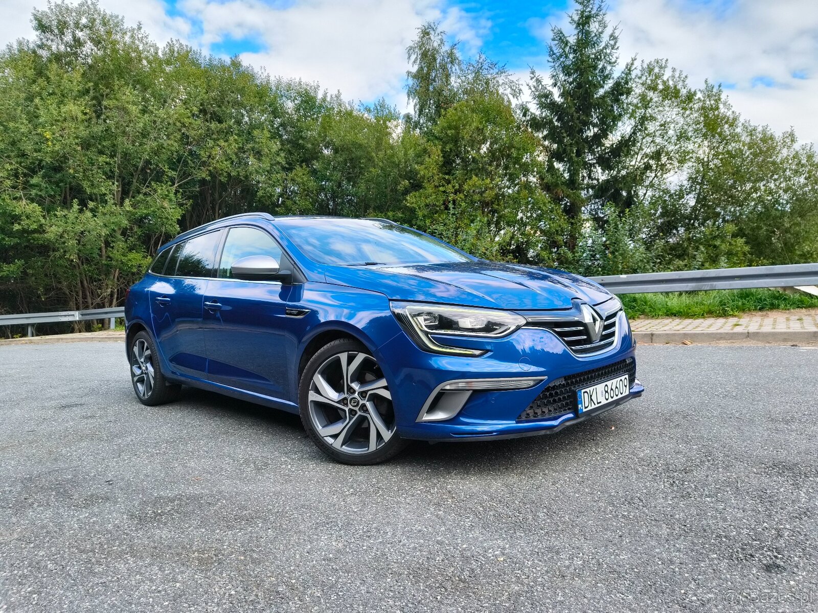 Renault Megane IV GT Line 1.2 TCe 130KM Grandtour - 4