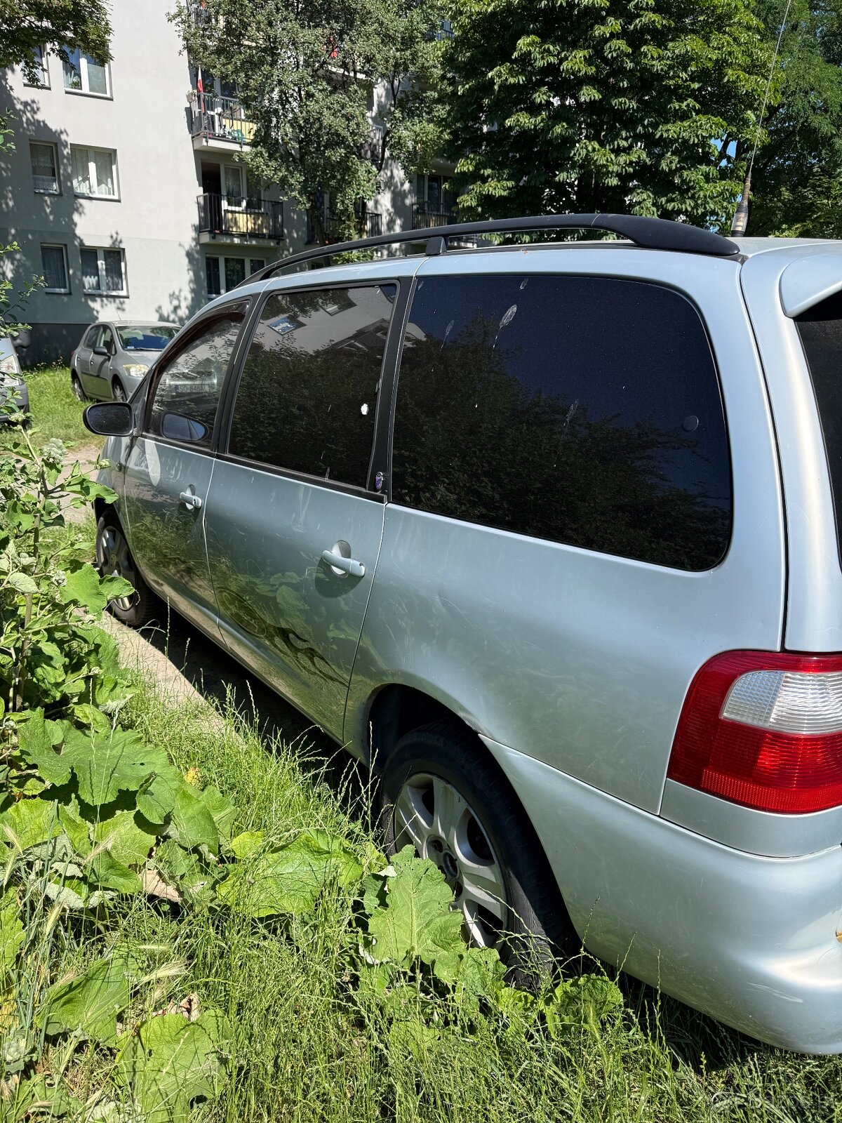 Ford galaxy - 4