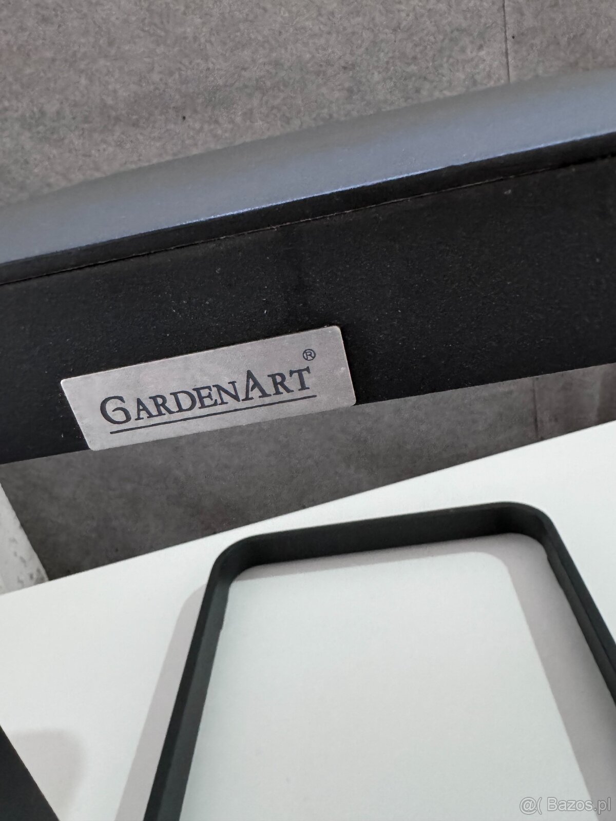 Syndyk sprzeda używane meble ogrodowe - 4