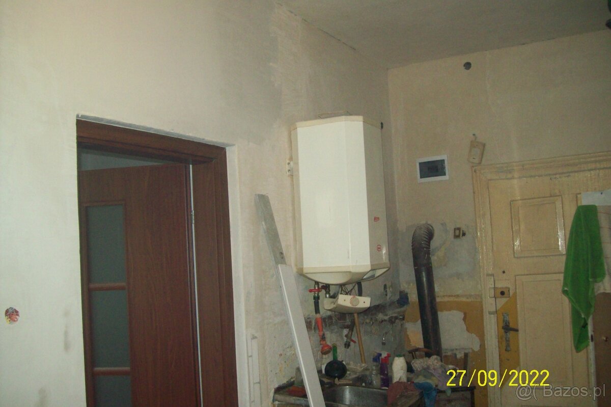 Mieszkanie do remontu 33m kw BOGUSZOW -GORCE -CENTRUM - 4