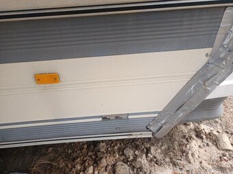 Sprzedam pozostałość po przyczepie - 4