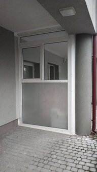 Po demontażu ścianki PCV z drzwiami - 4