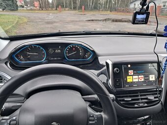 Peugeot 2008 - 4