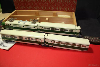 Zestaw 4-częściowy Märklin ST 800 Ivory Green, odrestaurowan - 4