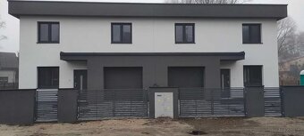 Dom w zabud. bliźniaczej o pow. 111 m2, działka 280m2, stan - 4