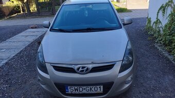 Hyundai i20 uszkodzony silnik - 4