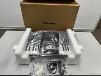 Klawiatura ACCESS Virus TI2 Dark Star w limitowanej edycji - 4