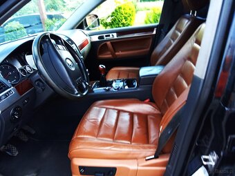 VW Touareg    r5   manual.  2.5 v5 - 4