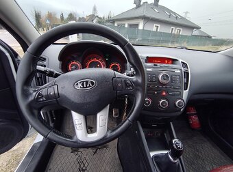 Sprzedam Kia Cee'd - 4
