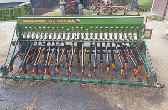 Siewnik zbożowy Amazone D7 Special Typ 30 - 4